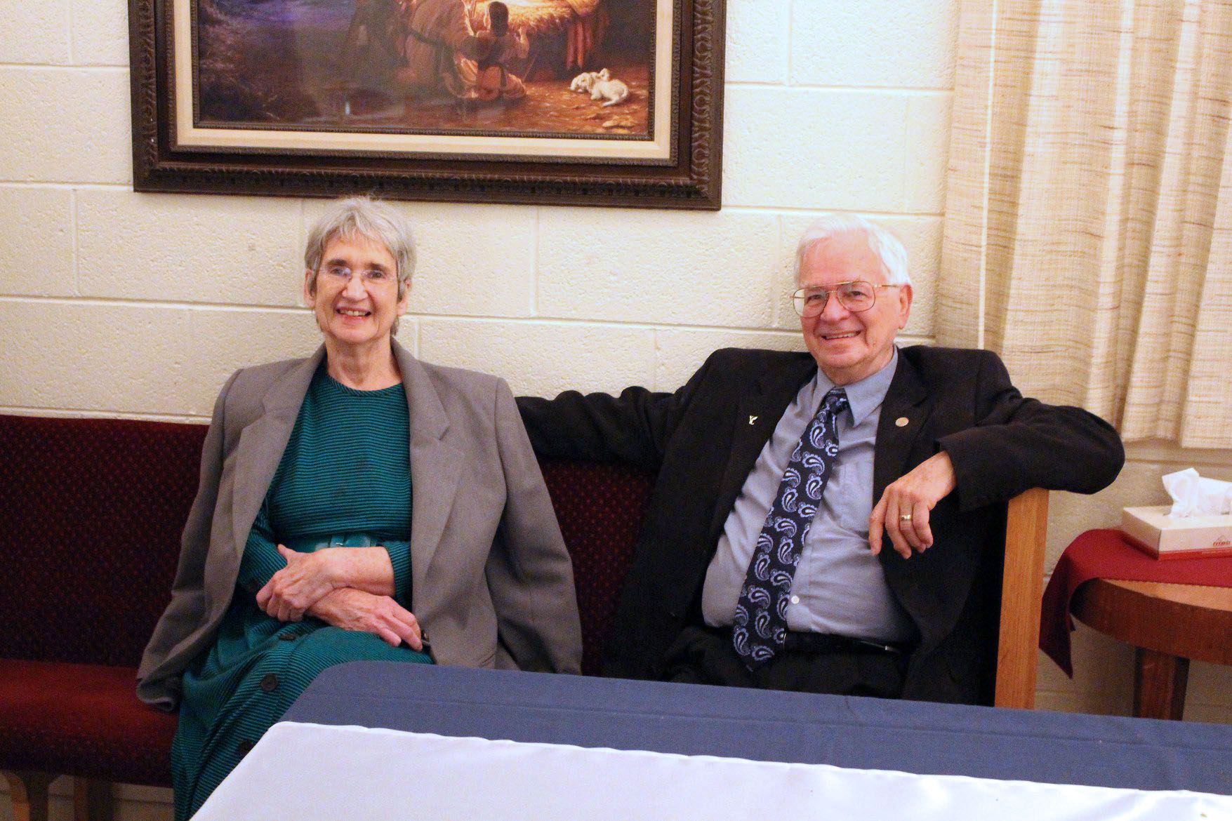 Dr David and Lee Stewart CAREs Founders 0002 4cbac06e