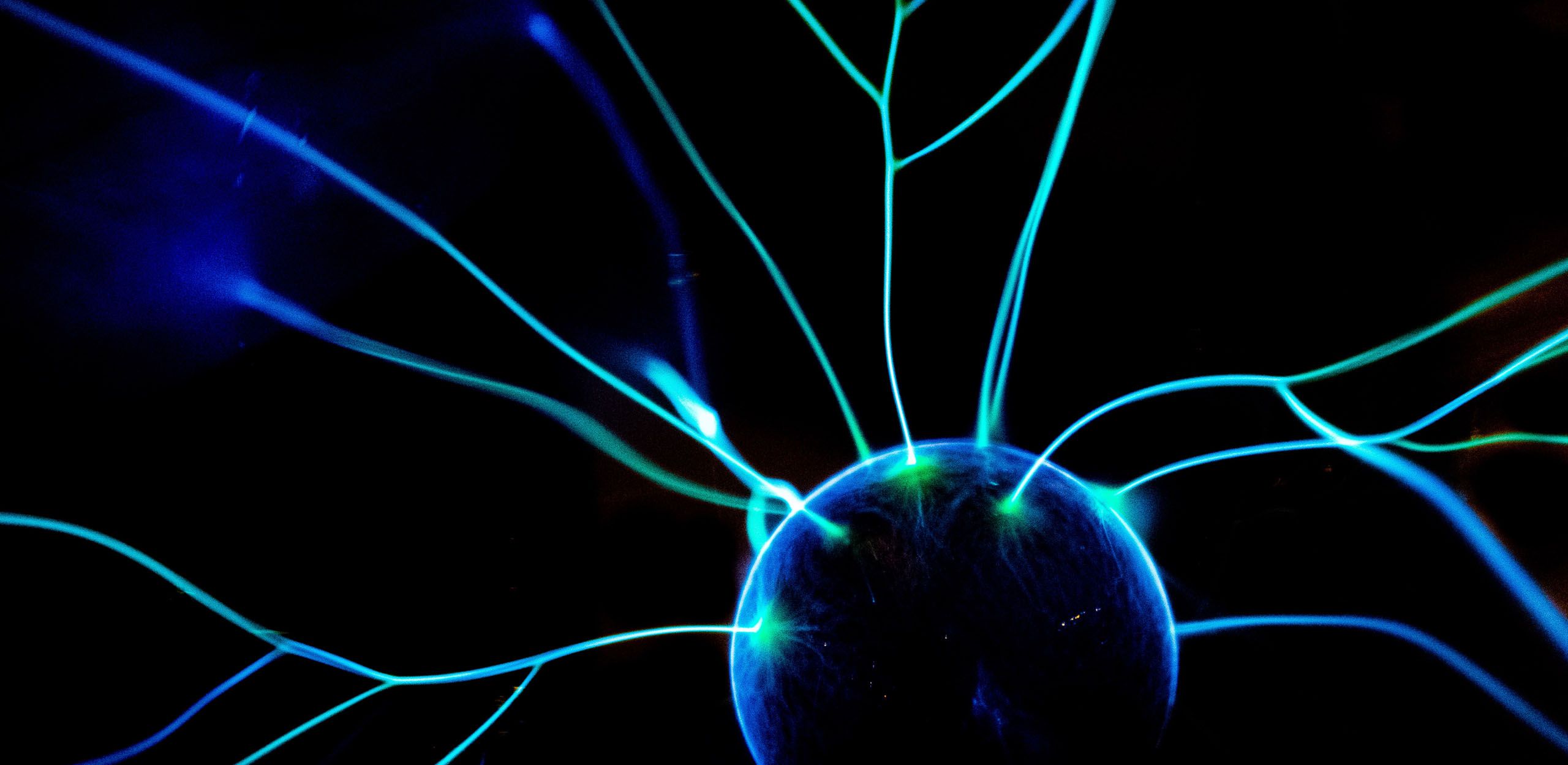 Quantum Physics, Essential Oils & the Mind-Body Connection, by David Stewart - Volume 7, Number 1